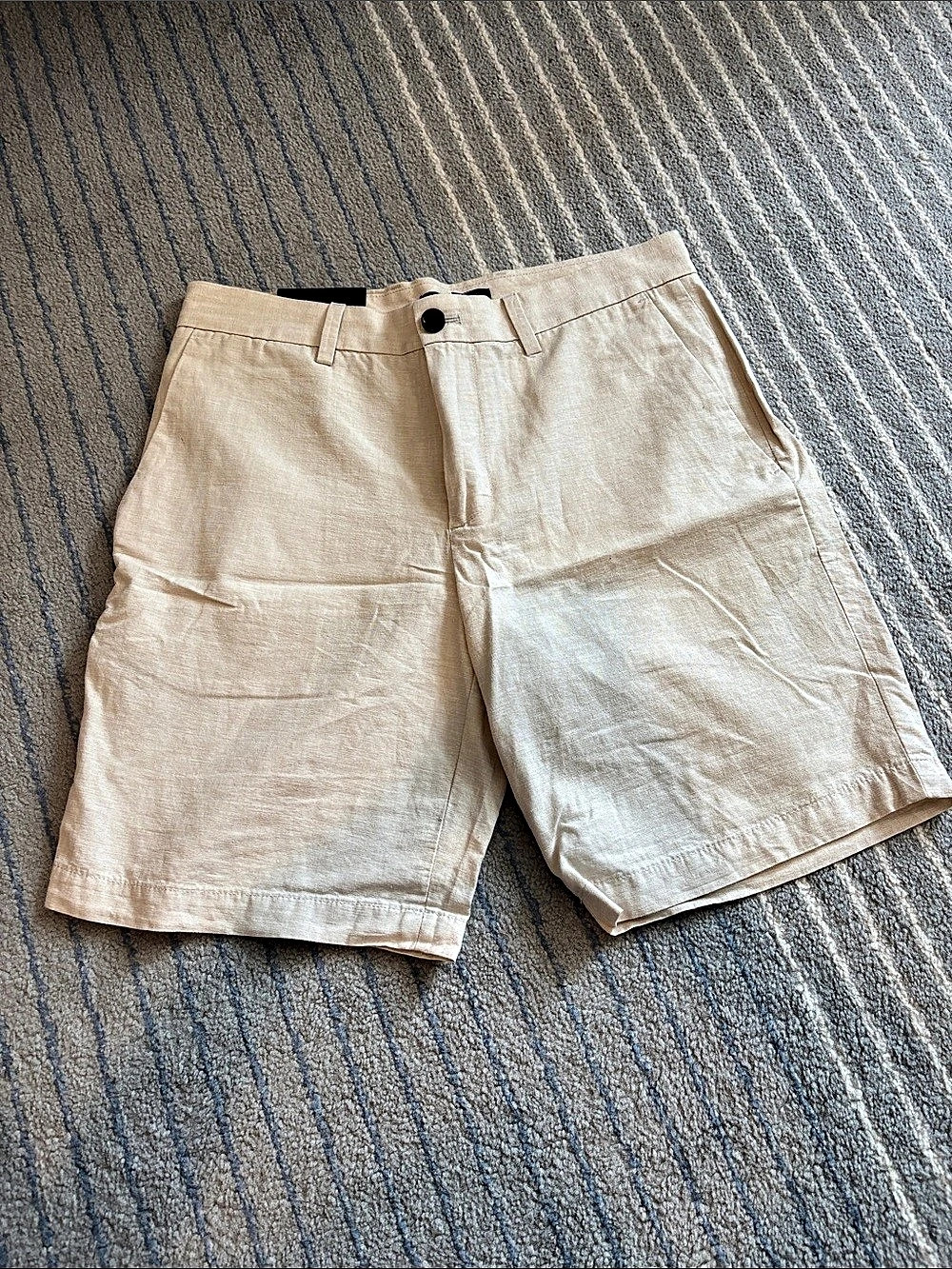 Banana Republic - Men's Beige Shorts